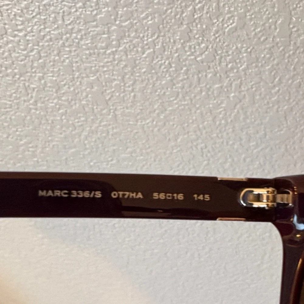 Marc Jacobs Dark purple Cat-Eye Sunglasses